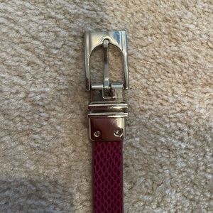 White House black market belt